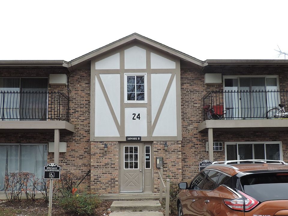 1st image of 16W481 Lake Dr #24B-105
