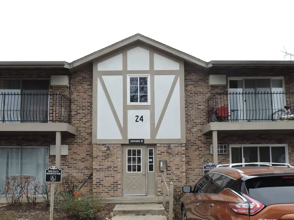 16W481 Lake Dr #24B-105, Willowbrook, IL 60527