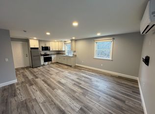 1272 Matunuck School House Rd, Wakefield, RI 02879