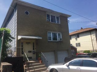 698 Fairview Ave, Fairview, NJ 07022