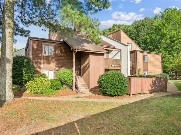 575 Ayrshire Way APT A, Newport News, VA 23602