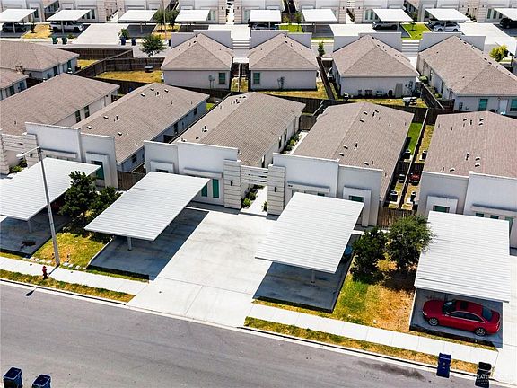 2nd image of 3814 Bella Costa Dr