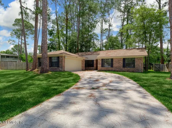 10489 ARROWHEAD Drive, Jacksonville, FL 32257