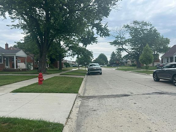 5th image of 13248 Callender St