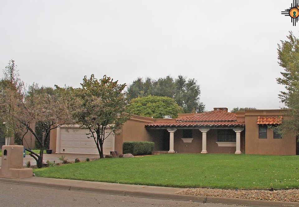 1st image of 1424 Saint Andrews Dr