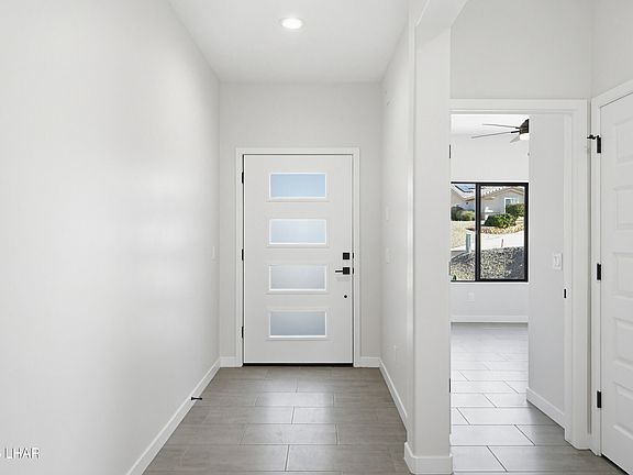 5th image of 881 Pueblo Dr