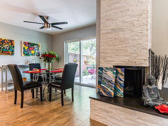 4th image of 2984 Buttonwood Dr