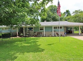 1608 Grandview Dr, Cape Girardeau, MO 63701