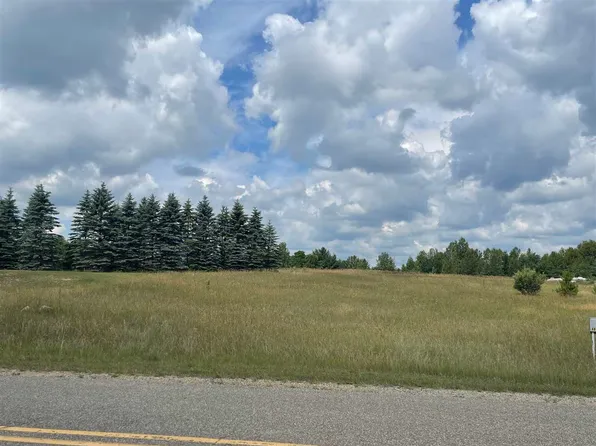 4895 Warrington Way #106-107, Gladwin, MI 48624