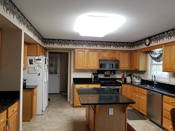 Granite Counters & Island