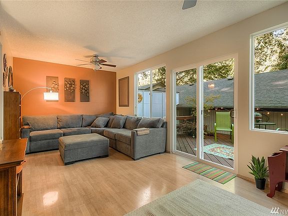 5th image of 1801 Evergreen Park Ct SW APT 18