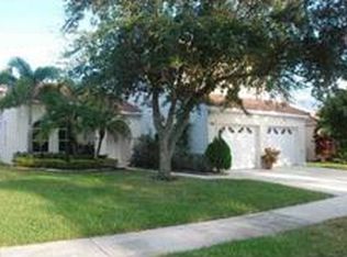 650 Carrington Dr, Weston, FL 33326