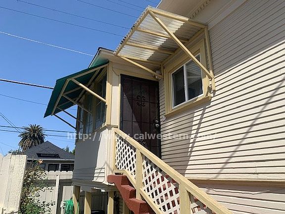 2nd image of 548 E Julian St