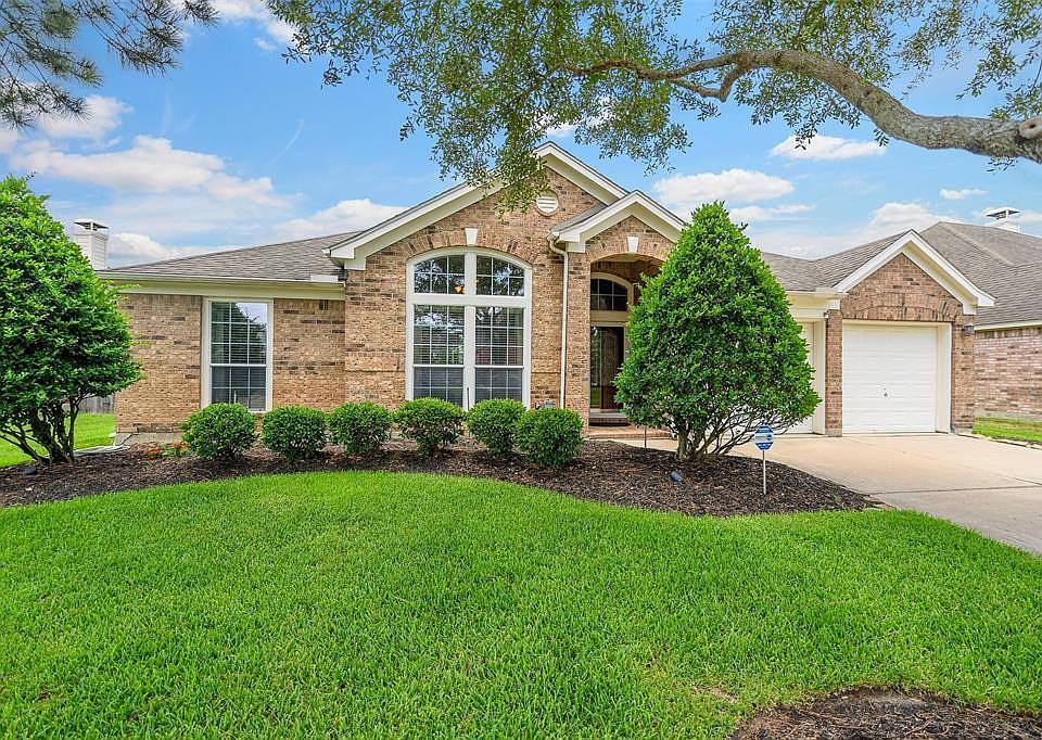 1st image of 8715 Birch Springs Dr