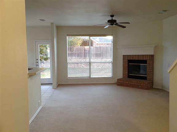 2nd image of 2621 Travis Dr #0