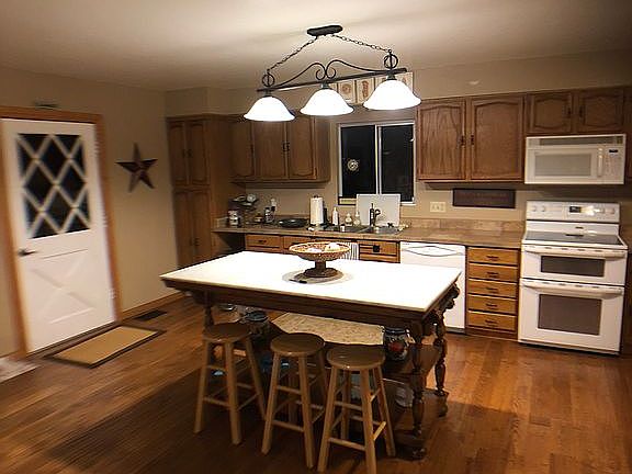 Spacious kitchen with pantry
