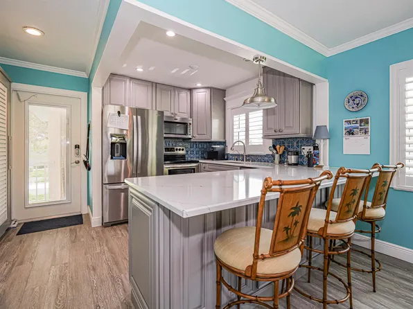 85 Crooked Tree Ln APT 207, Vero Beach, FL 32962