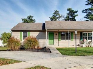 35 Hemlock Ct, Manchester, PA 17345