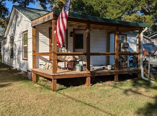 208 Shell St, Lone Star, TX 75668