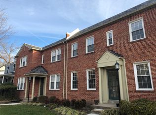 7 Russell Rd #7D, Alexandria, VA 22301