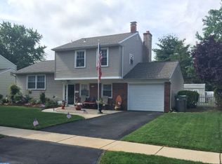 1211 Yellowstone Dr, Newark, DE 19713