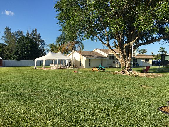 5th image of 6931 SW 58th Ct
