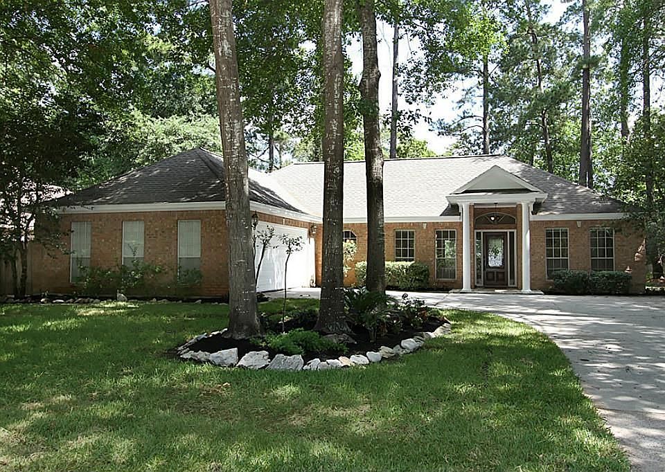 1st image of 123 Park Cir