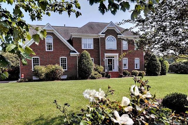 1st image of 34 Dryden Dr