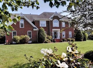 34 Dryden Dr, Poquoson, VA 23662