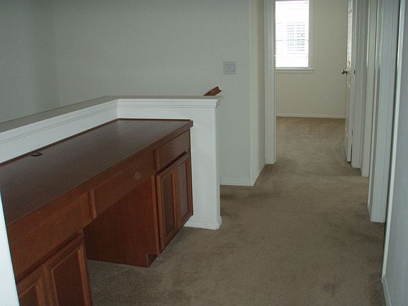 5th image of 1923 Annandale Way