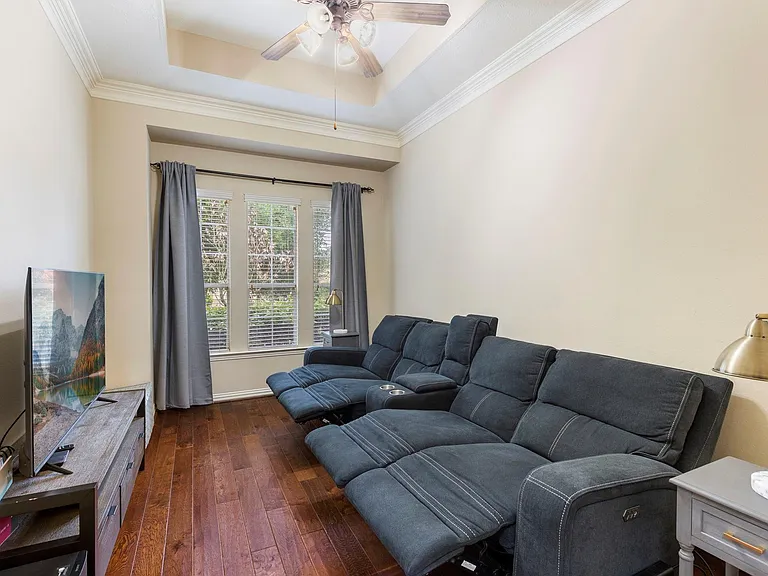 19 Driftdale Pl — Photo 9