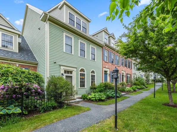 7 Shadow Brook Drive, Hanover, NH 03755