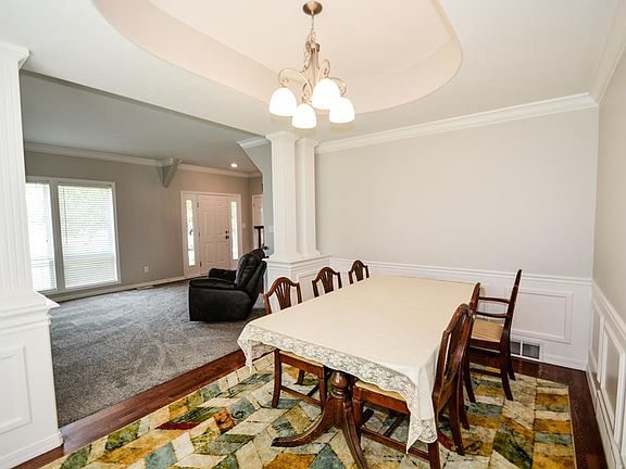5th image of 3880 Woodhaven Ln