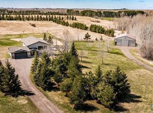 243 Marks Rd, Esko, MN 55733