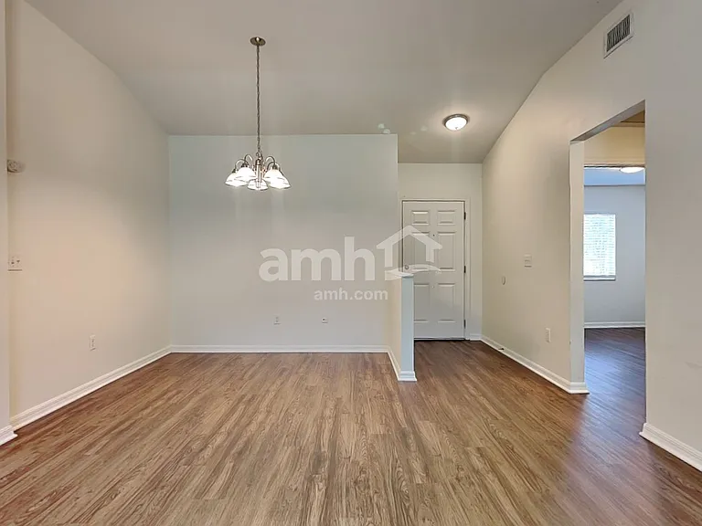 30547 Midtown Ct — Photo 6