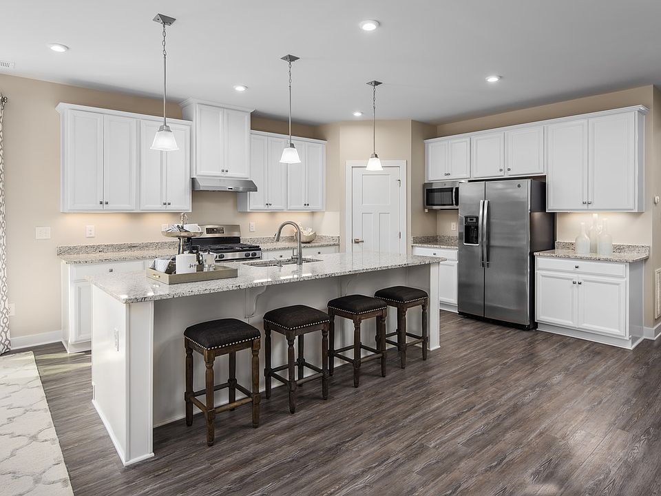 2nd image of 2664 Krasner Dr