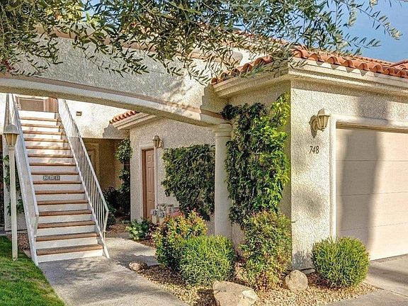 4th image of 724 Vista Lago Dr N