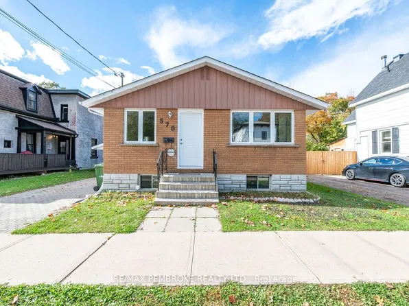 570 Moffat St, Pembroke, ON K8A 3Y1