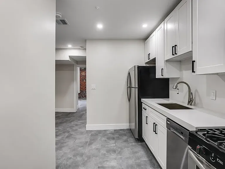 19 Sheafe St #3 — Photo 5