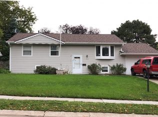 14012 Ohern St, Omaha, NE 68137