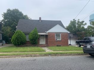 68 S Myrtle St, Vineland, NJ 08360