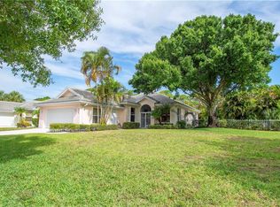 5299 SE Sweetbrier Ter, Hobe Sound, FL 33455