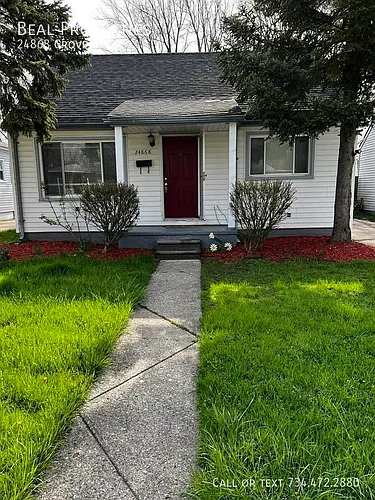 24868 Grove Ave Photo 1