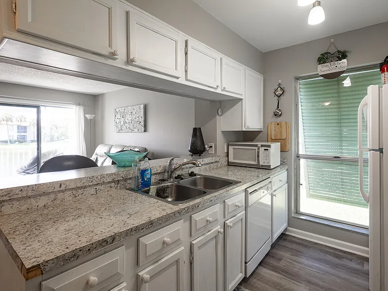 184 Cypress Point Dr #184 — Photo 7