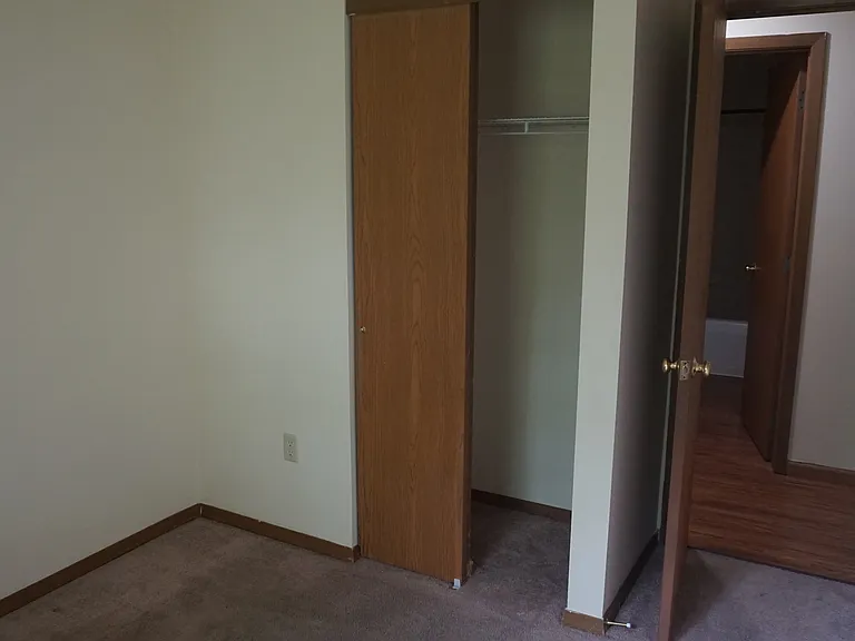 311 Juniper Dr — Photo 8