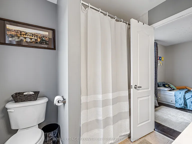 3910 Milkwood Cres — Photo 37