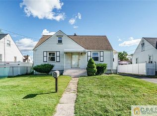 108 Cornell St, Avenel, NJ 07001