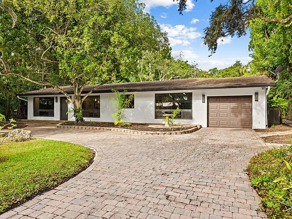 2nd image of 2643 SW 30TH Terrace