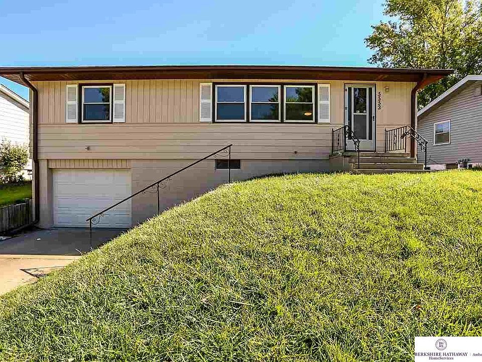 1st image of 5553 N 61st Ave