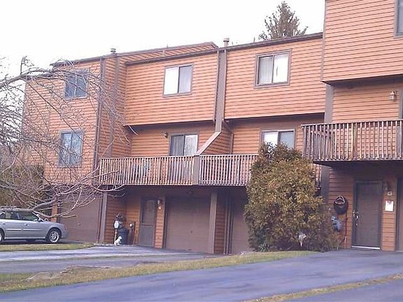 4th image of 6 E Adrian Ct